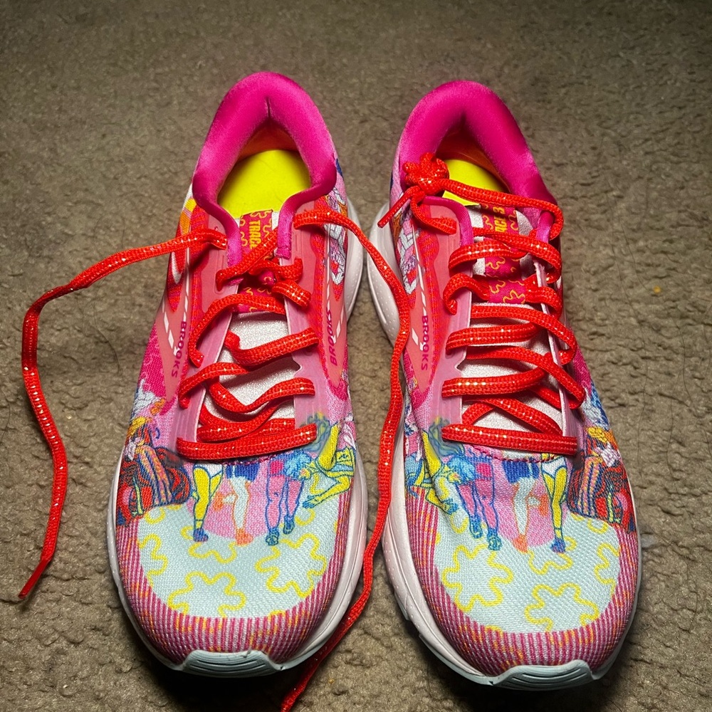 Brooks Women's Athletic Shoes - Pink and Red